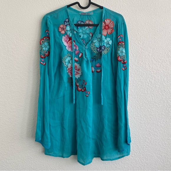 Johnny Was Workshop Blue White Stripe Embroidered Sea Creature Button Long Sleeve Blouse